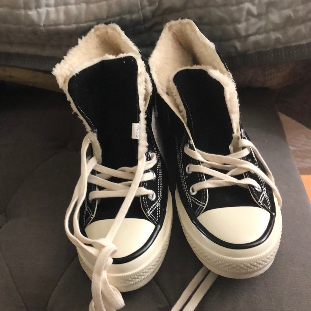 Evenstar fluffy tennis shoes
